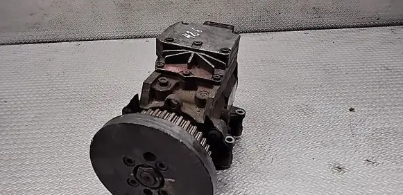 Audi A6 S6 C5 4B Fuel injection high pressure pump 0470506002 059130106A