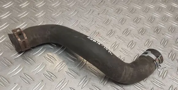 Toyota Auris E180 Engine coolant pipe/hose