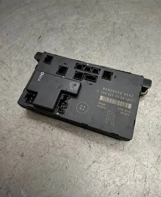 Mercedes-Benz CLS C219 Door control unit/module 2198200726 00005030