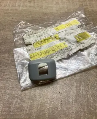 Audi A3 S3 8P Sun visor clip/hook/bracket 8E0857563A