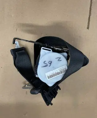 Toyota Corolla E210 E21 Middle seatbelt (rear) 