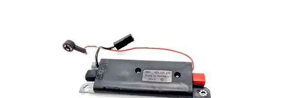 Audi A4 S4 B5 8D Antenna control unit 8D5035225