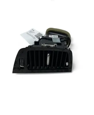 Volvo XC90 Dash center air vent grill 31366453