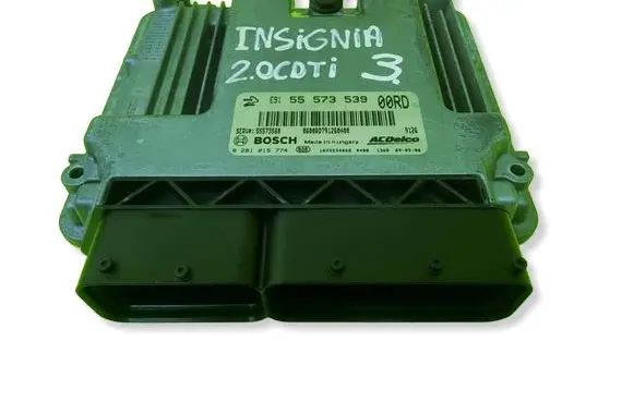 Opel Insignia A Engine control unit/module 55573539 55573560 0281015774