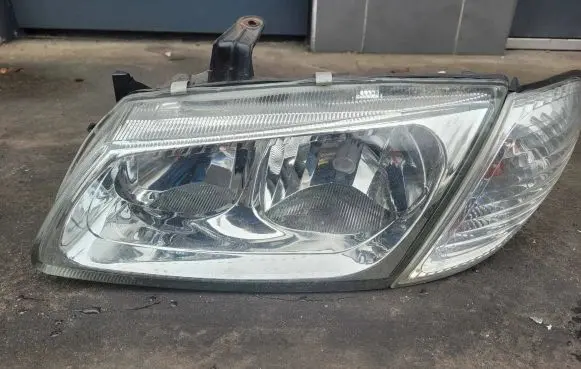 Nissan Almera N16 Headlight/headlamp 082151138L H01151GGP 200301