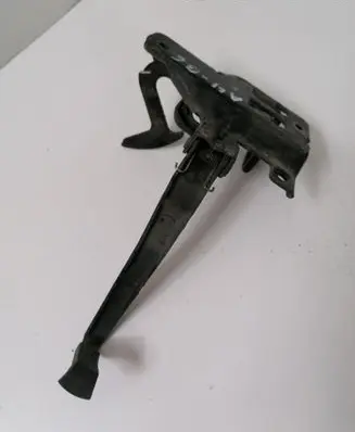 Audi A4 S4 B6 8E 8H Engine bonnet/hood lock/latch loop/hook 8E0823480B
