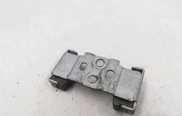 Volkswagen Fox Rear door lock loop/hook striker 5Z6827517D