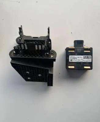 Alfa Romeo Stelvio ACC Distronic radar sensor grill/trim 50555747 39R10612 0203301811