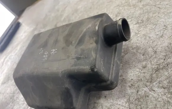 Volvo S80 Other engine bay part 09168983