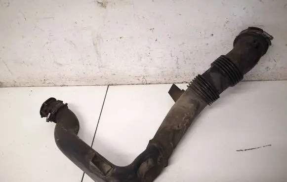 Jaguar XJ X351 Intercooler hose/pipe 9X239689AD