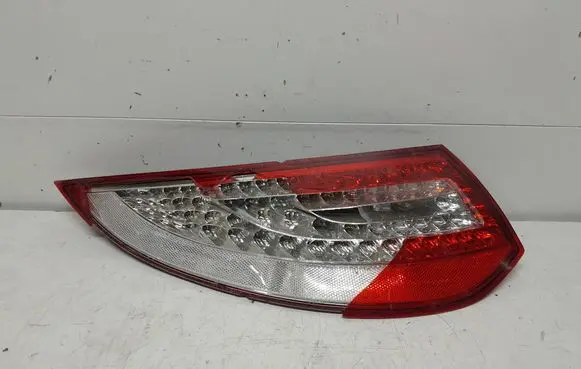 Rear/tail lights