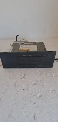 Audi A5 8T 8F CD/DVD changer 8T2035110C