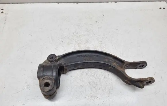 Audi A4 S4 B8 8K Lower shock absorber bracket 8K0413
