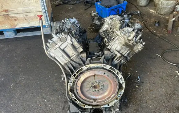 Mercedes-Benz E W211 Engine A6420101230 A6420108820