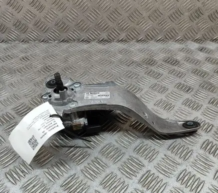 Cupra Born Front wiper linkage and motor 10A955114A 339702200Z