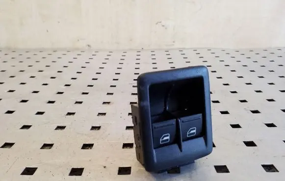 Volkswagen Scirocco Electric window control switch 1K8959527