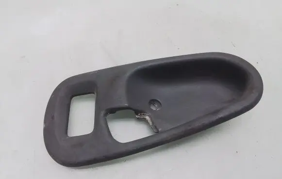 Mitsubishi Pajero Sport I Other front door trim element MB827395