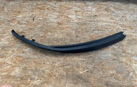 Opel Zafira C Front bumper lip 13300488