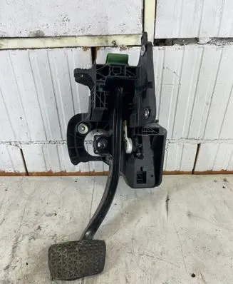 Opel Insignia B Brake pedal 84344897