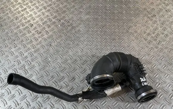 Mercedes-Benz C W204 Air intake hose/pipe A6510900337