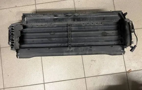 Skoda Octavia Mk4 Intercooler air guide/duct channel 5E3122327D 5E3122327