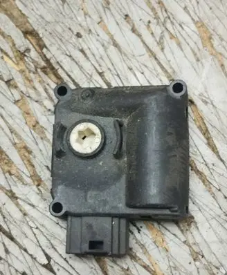 Audi A6 S6 C6 4F Air flap motor/actuator 0132801359 4F0820511 CZ1168803141
