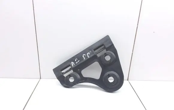 Audi A2 Front bumper mounting bracket 8Z0821250