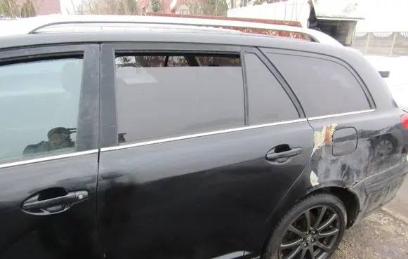 Toyota Avensis Verso Rear door 