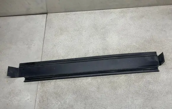 Opel Zafira C Radiator trim 13267639