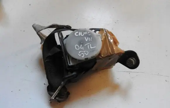 Honda Civic Seat belt trim df567gh
