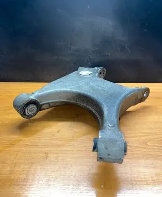 Rear upper control arm/wishbone