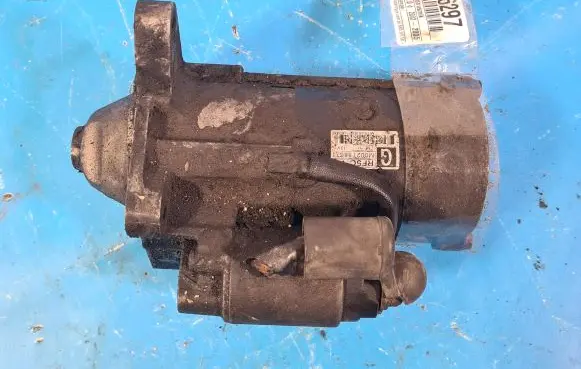 Mazda 6 Starter motor m002t88671