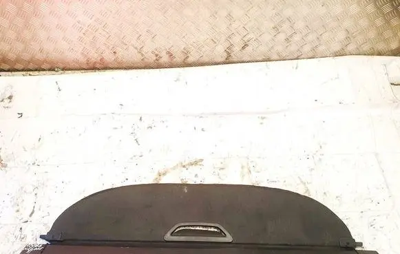Parcel shelf