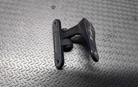 Mercedes-Benz C W203 Front door lower hinge 