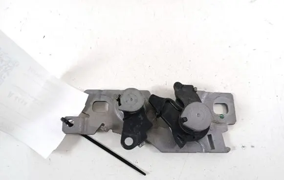 Opel Vivaro Engine bonnet (hood) release handle 9808870280