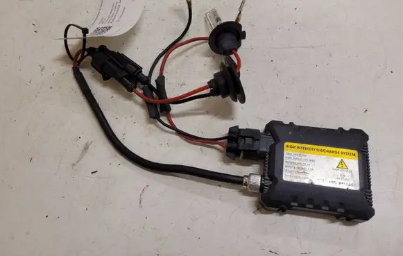 Peugeot 407 Headlight ballast module Xenon