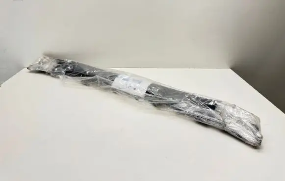 BMW 8 G15 Front bumper lip 8077058 8080001 8080002