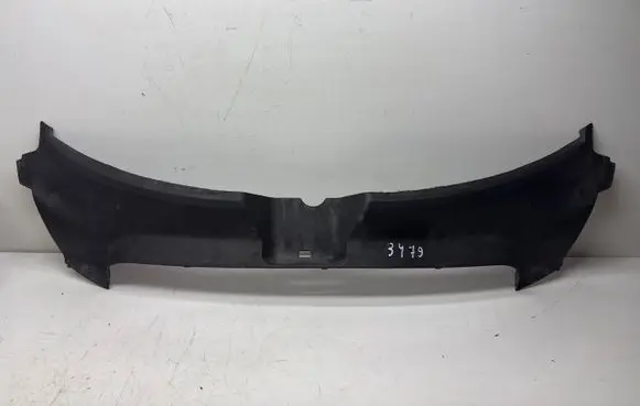 Audi A6 S6 C6 4F Engine bonnet/hood lock trim molding 4F0807081