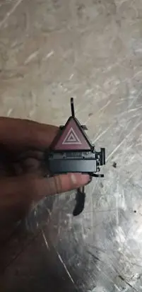 Mercedes-Benz B W245 Hazard light switch SAEQC03D0T 1698207410 33450201