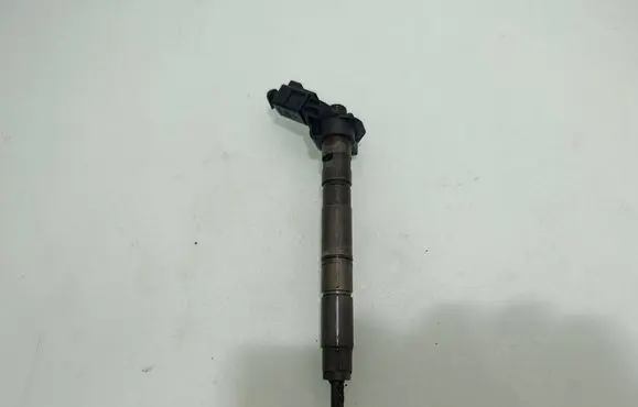 Audi A6 S6 C6 4F Fuel injector 059130277AB SB5BC3E 0445115037