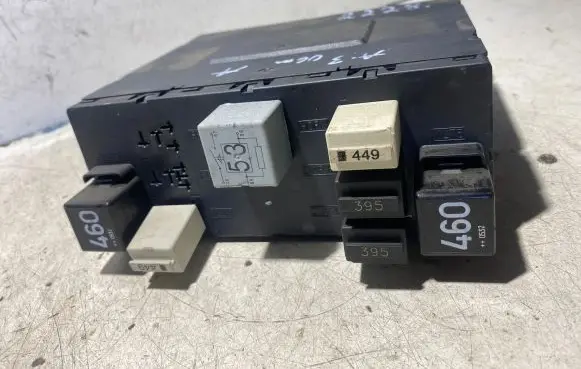 Audi A3 S3 8P Comfort/convenience module 8P0907279F F005V00519 H36S1201