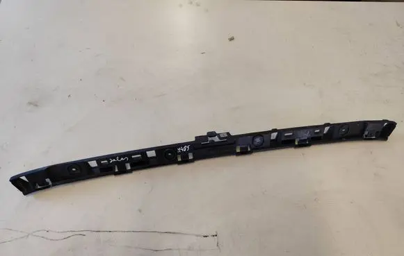 Volkswagen Jetta VI Rear bumper mounting bracket 5C6807863