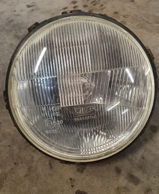 Land Rover Defender Headlight/headlamp STC1210