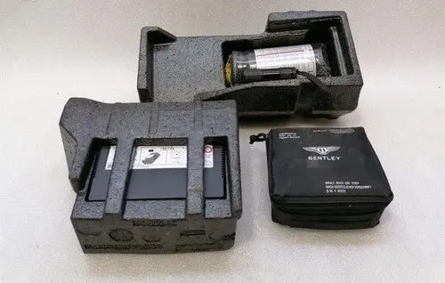 Bentley Flying Spur Tool set 36A860282