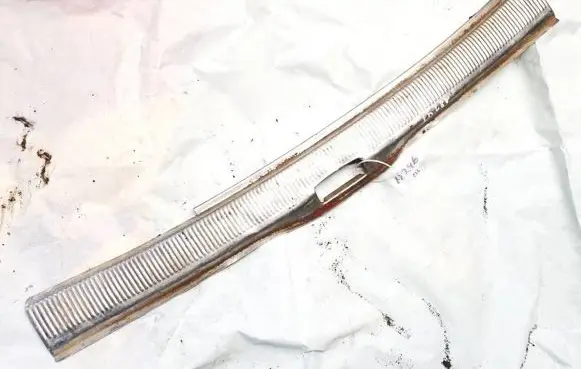 Volkswagen PASSAT B5 Other trunk/boot trim element 3b9863459g