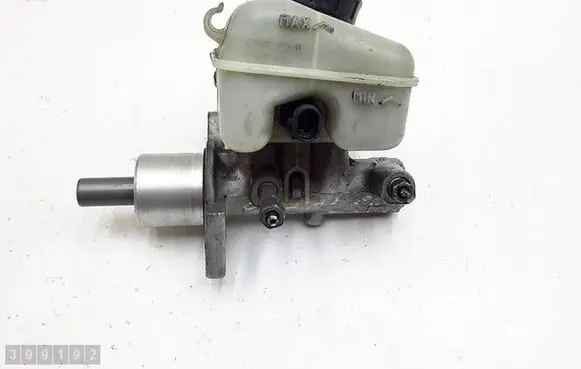 Opel Zafira A Master brake cylinder 32066734