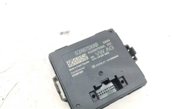 Volkswagen Golf VII Gateway control module 5Q0907530AB 5Q0907530L A2C93831202B
