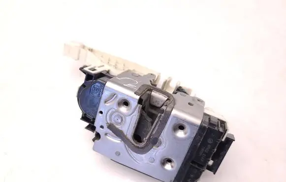 Front door lock