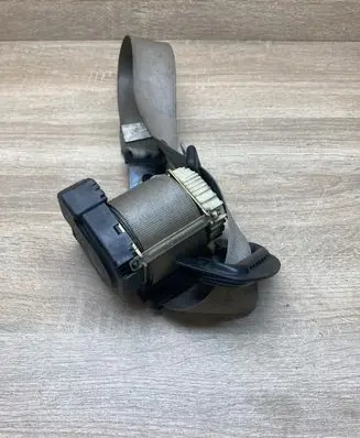 BMW X5 E53 Rear seatbelt 00043594