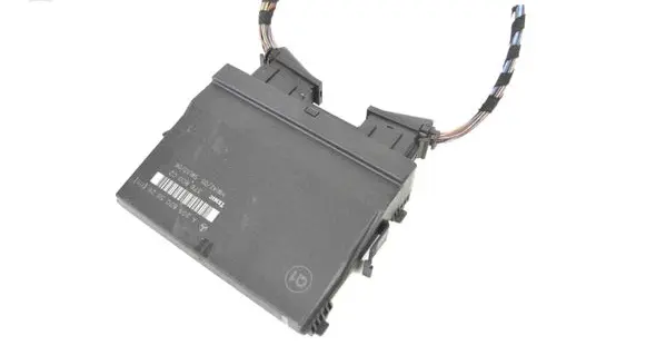 Mercedes-Benz CLK A209 C209 Central body control module A2098205926